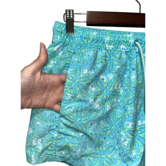 Vineyard Vines Performance Nylon Athletic Women's Shorts Size XXS Tropical - Picture 8 of 10